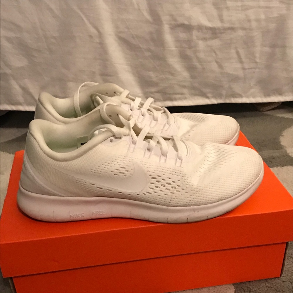 Nike Free Run White - worn once!